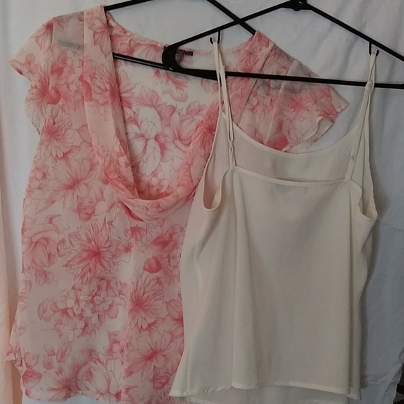 Top - Picture 2 of 2